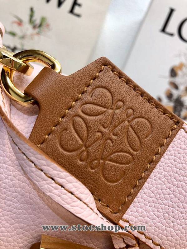 高仿包LOEWEBarcelona bag冰粉柔軟珠地小牛皮搭配經典撞色小牛皮blpj13038 6 高仿包LOEWEBarcelona bag冰粉柔軟珠地小牛皮搭配經典撞色小牛皮blpj13038