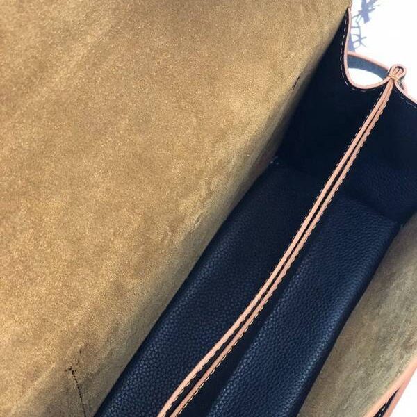 高仿LOEWEBarcelona bag黑色珠地小牛皮搭配經典撞色小牛皮blpj13039