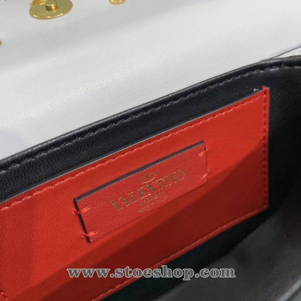 最高等級Valentino風琴包Valentino Garavani MAXI 2020款金屬LOGO小牛皮斜挎包blpj13115 8 最高等級Valentino風琴包Valentino Garavani MAXI 2020款金屬LOGO小牛皮斜挎包blpj13115