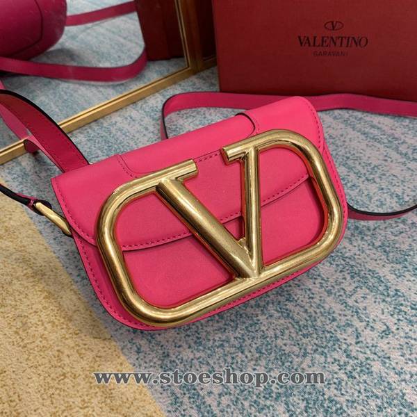 高仿精品批發Valentino風琴包Valentino Garavani MAXI 2020款金屬LOGO小牛皮斜挎包blpj13118 4 高仿精品批發Valentino風琴包Valentino Garavani MAXI 2020款金屬LOGO小牛皮斜挎包blpj13118