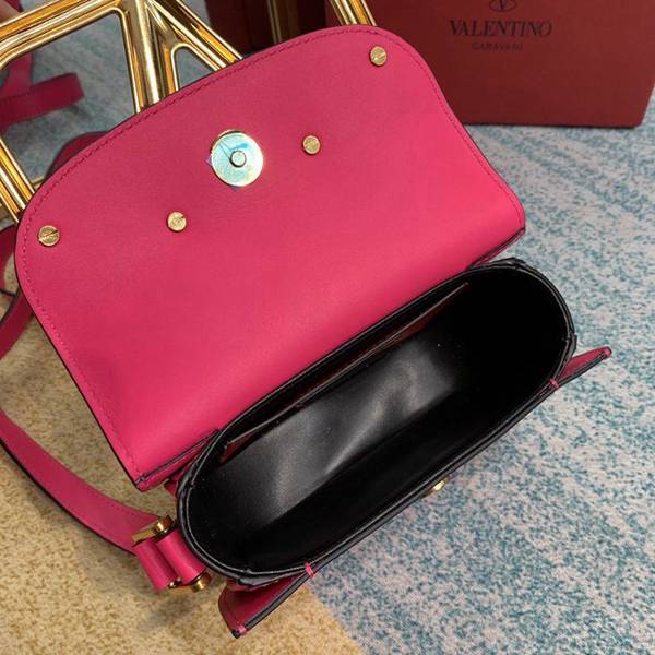 高仿精品批發Valentino風琴包Valentino Garavani MAXI 2020款金屬LOGO小牛皮斜挎包blpj13118 7 高仿精品批發Valentino風琴包Valentino Garavani MAXI 2020款金屬LOGO小牛皮斜挎包blpj13118