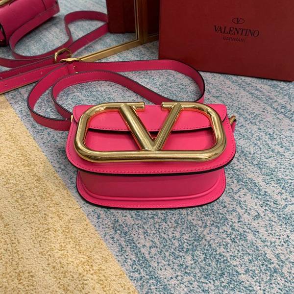 高仿精品批發Valentino風琴包Valentino Garavani MAXI 2020款金屬LOGO小牛皮斜挎包blpj13118 9 高仿精品批發Valentino風琴包Valentino Garavani MAXI 2020款金屬LOGO小牛皮斜挎包blpj13118