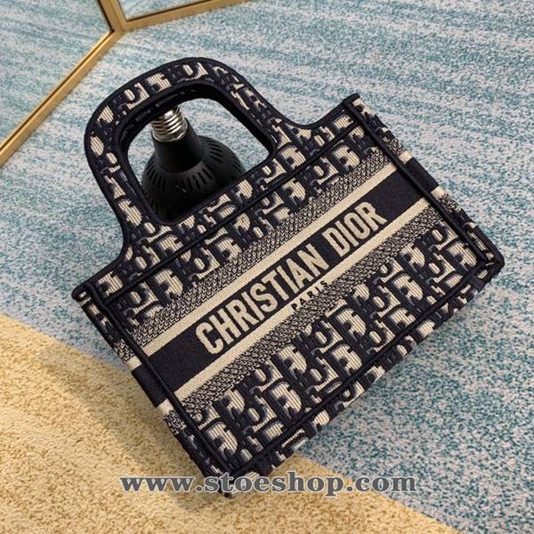 高仿精品推薦DIOR藍Dior mini book tote 標誌性老花款oblique復古印花圖案blpj13121 4 高仿精品推薦DIOR藍Dior mini book tote 標誌性老花款oblique復古印花圖案blpj13121