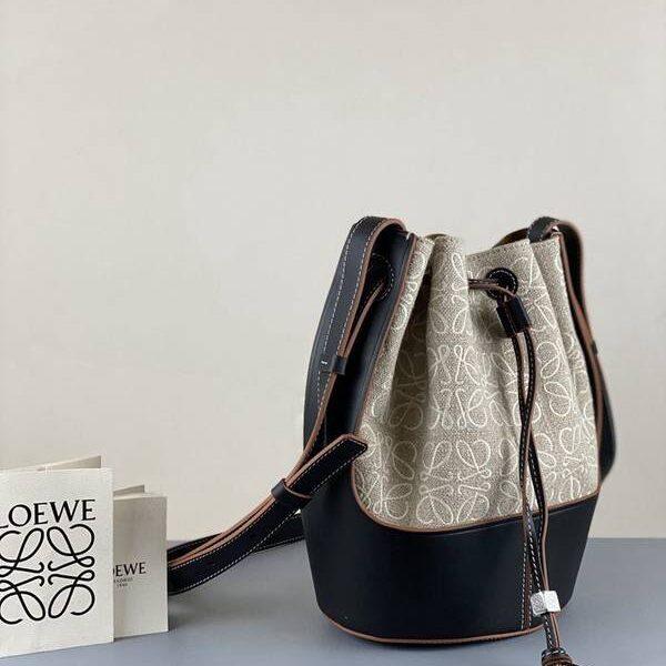奢侈品1：1LOEWE新款水桶提花布拉繩袋blpj13173
