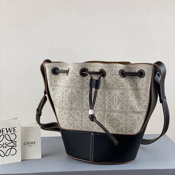 奢侈品1：1LOEWE新款水桶提花布拉繩袋blpj13173
