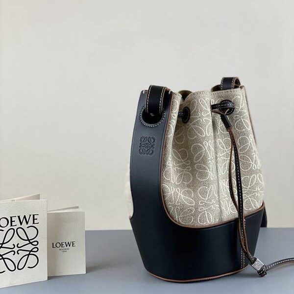 奢侈品1：1LOEWE新款水桶提花布拉繩袋blpj13173