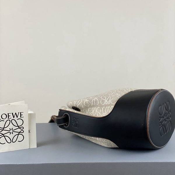 奢侈品1：1LOEWE新款水桶提花布拉繩袋blpj13173