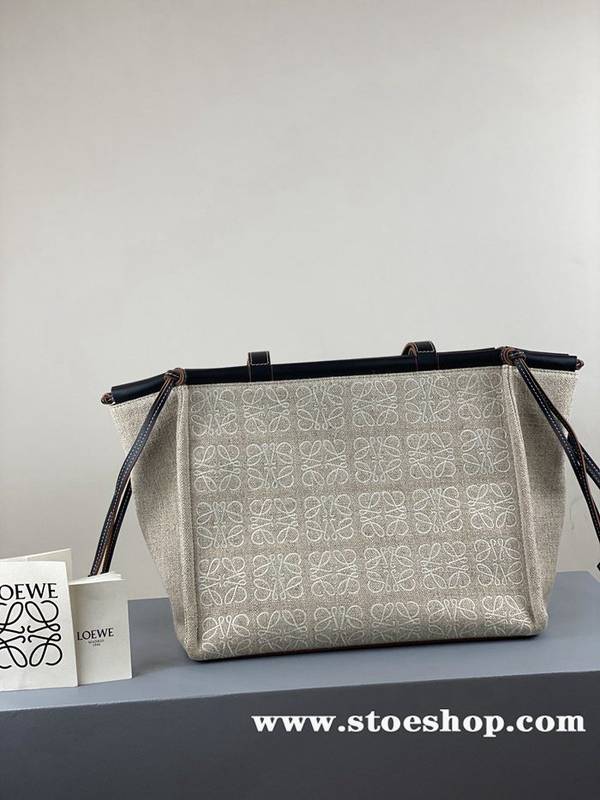 原單A貨LOEWE提花白色布包cushion tote bag臺灣進口帆布搭配進口小牛皮blpj13176 3 原單A貨LOEWE提花白色布包cushion tote bag臺灣進口帆布搭配進口小牛皮blpj13176