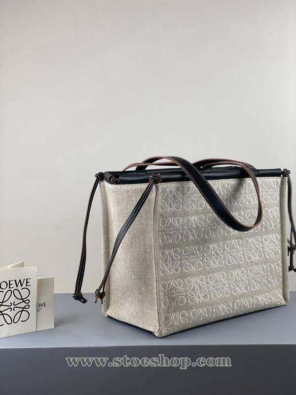 原單A貨LOEWE提花白色布包cushion tote bag臺灣進口帆布搭配進口小牛皮blpj13176 4 原單A貨LOEWE提花白色布包cushion tote bag臺灣進口帆布搭配進口小牛皮blpj13176