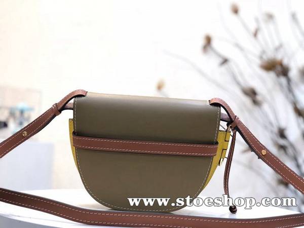 高仿精品批發LOEWE平紋皮抹茶色2019專櫃同步新款羅意威馬鞍包平紋新色Gate 手袋blpj13231 3 高仿精品批發LOEWE平紋皮抹茶色2019專櫃同步新款羅意威馬鞍包平紋新色Gate 手袋blpj13231