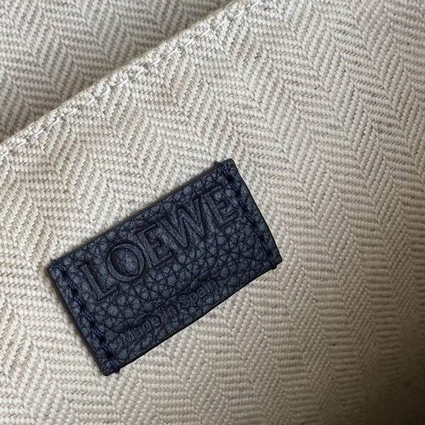 高仿包包批發LOEWE新版背包 Goya系列雙肩書包粒面小牛皮blpj13280