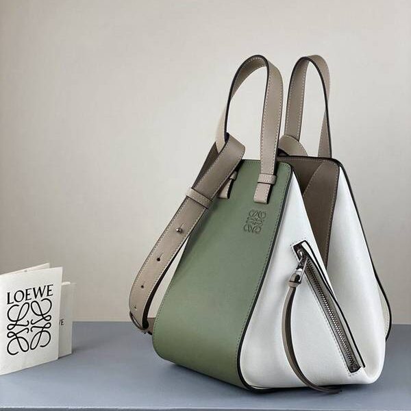 時尚a貨LOEWE杏綠拼Loewe hammock西班牙小牛皮blpj13281