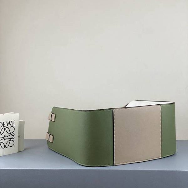 時尚a貨LOEWE杏綠拼Loewe hammock西班牙小牛皮blpj13281