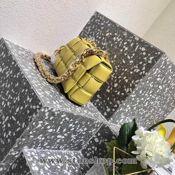 經典款A貨BOTTEGA VENETABottega Veneta Chain Padded Cassette 時髦精品大金鏈條Padded Cassette Q軟的皮質blpj13294