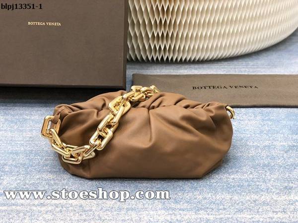 A貨之家BOTTEGA VENETAThe Chain pouch 2020 bv雲朵包柔軟牛皮blpj13351