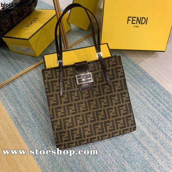 原單FENDI雷哈娜同款 Fendi老花中古包包頭層油蠟牛皮blpj13365