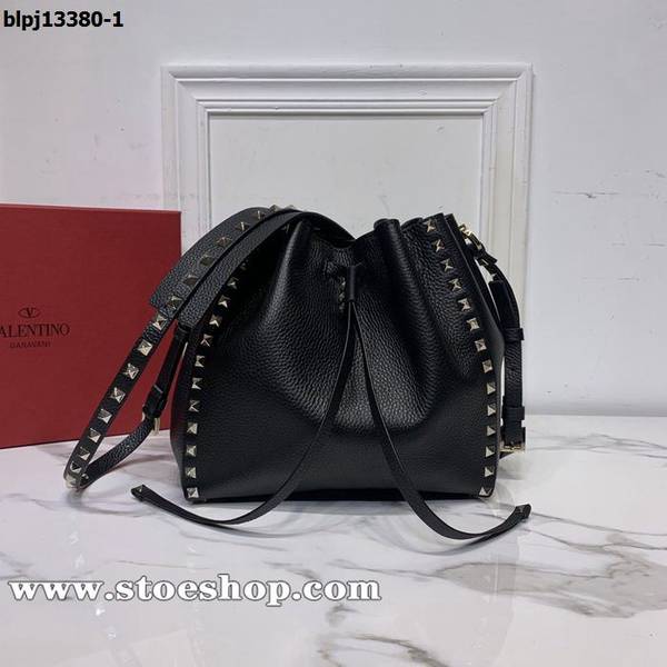 a貨Valentino粒紋牛皮單肩包0070Garavani Rockstud真空電鍍鉚釘blpj13380