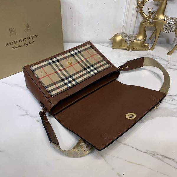 高仿包burberry斜背包粒紋皮革與 Vintage 復古格紋打造肩背包或手拿包blpj13572 5 高仿包burberry斜背包粒紋皮革與 Vintage 復古格紋打造肩背包或手拿包blpj13572