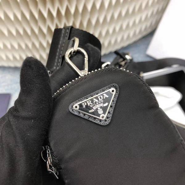 高仿網台灣prada頂級原單Prada新款nylon Hobo手拎/腋下包blpj13624 5 高仿網台灣prada頂級原單Prada新款nylon Hobo手拎/腋下包blpj13624