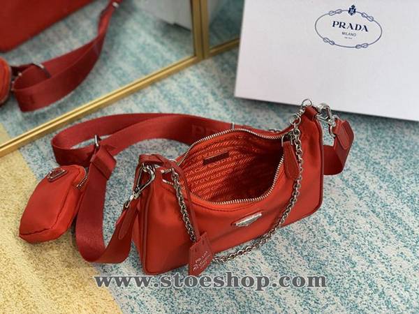 奢侈品1:1prada紅色頂級原單Prada新款nylon Hobo手拎/腋下包blpj13625 6 奢侈品1:1prada紅色頂級原單Prada新款nylon Hobo手拎/腋下包blpj13625