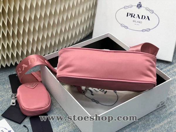 原單A貨prada少女粉頂級原單Prada新款nylon Hobo手拎/腋下包blpj13628 4 原單A貨prada少女粉頂級原單Prada新款nylon Hobo手拎/腋下包blpj13628