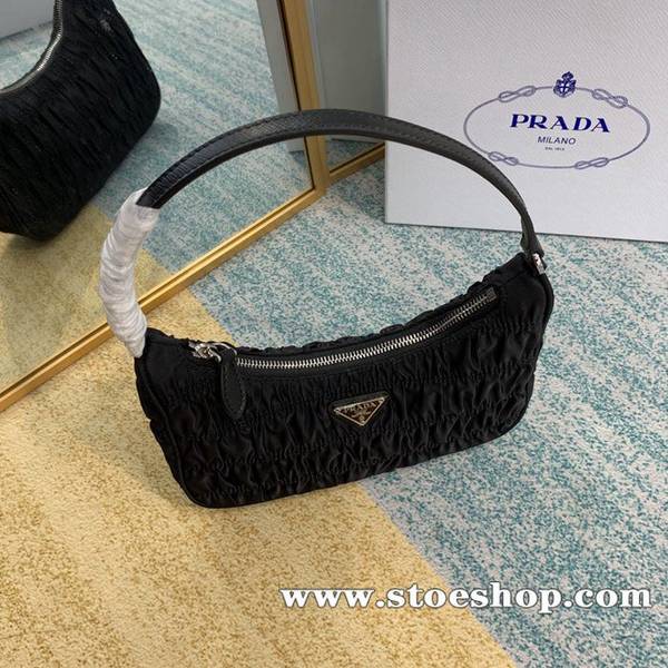經典款A貨pradanylon 皺褶Hobo手拎/腋下包blpj13633 3 經典款A貨pradanylon 皺褶Hobo手拎/腋下包blpj13633