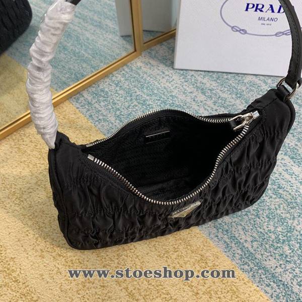 經典款A貨pradanylon 皺褶Hobo手拎/腋下包blpj13633 6 經典款A貨pradanylon 皺褶Hobo手拎/腋下包blpj13633
