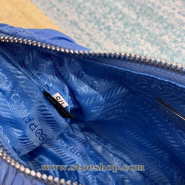 高仿A貨pradanylon 皺褶Hobo手拎/腋下包blpj13635 8 高仿A貨pradanylon 皺褶Hobo手拎/腋下包blpj13635