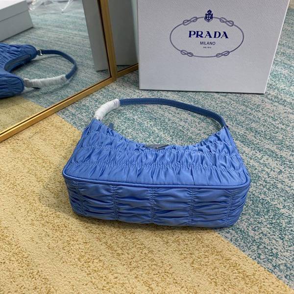 高仿A貨pradanylon 皺褶Hobo手拎/腋下包blpj13635 9 高仿A貨pradanylon 皺褶Hobo手拎/腋下包blpj13635