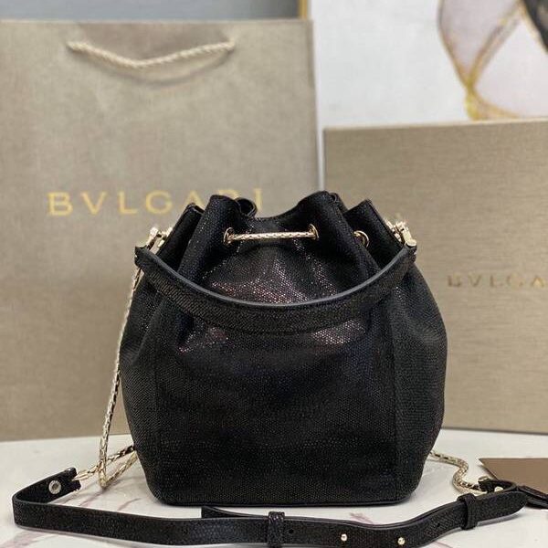 高仿BVLGARI新款限量水桶包蛇皮款287614【黑色】 採用進口蛇皮內裏小羊皮blpj13658