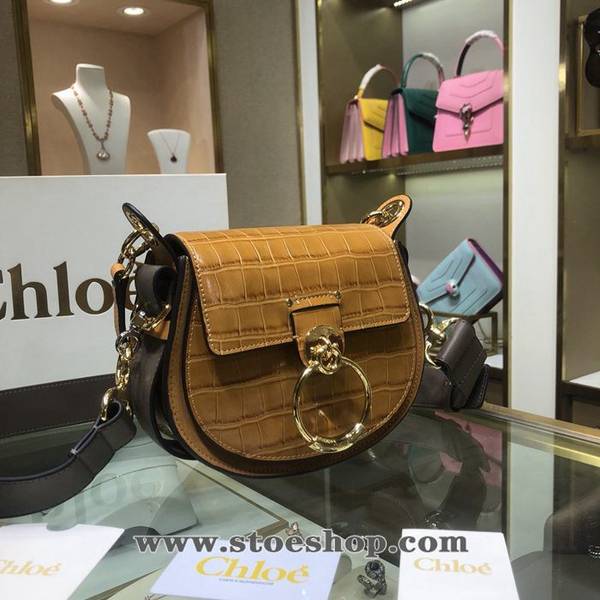 奢侈品高仿chloeChloe本季新品“Tess”單肩包馬術風格採用鱷魚紋皮革、蜥蜴紋皮革和光滑皮革精製而成blpj13745 2 奢侈品高仿chloeChloe本季新品“Tess”單肩包馬術風格採用鱷魚紋皮革、蜥蜴紋皮革和光滑皮革精製而成blpj13745