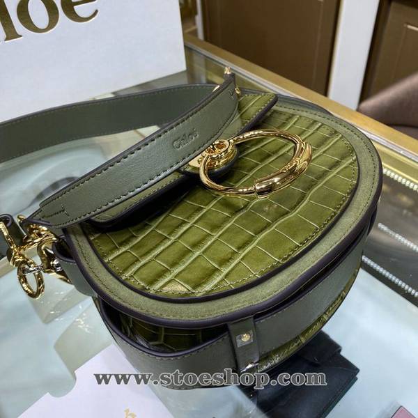 高仿chloeChloe本季新品“Tess”單肩包馬術風格採用鱷魚紋皮革、蜥蜴紋皮革和光滑皮革精製而成blpj13747 4 高仿chloeChloe本季新品“Tess”單肩包馬術風格採用鱷魚紋皮革、蜥蜴紋皮革和光滑皮革精製而成blpj13747