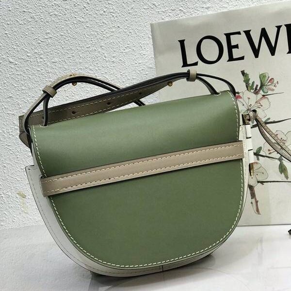最高等級LOEWEGate馬鞍包蝴蝶結小牛皮blpj13779