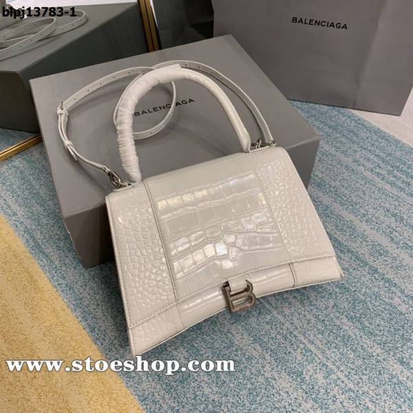 高仿包balenciaga鱷魚紋冰白沙漏包Hourglass鱷魚紋沙漏包blpj13783