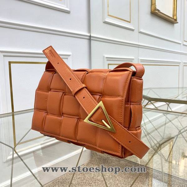 原單A貨BOTTEGA VENETACassette全皮枕頭包 Bottega Veneta立體格子柔軟高級小牛皮blpj13809 2 原單A貨BOTTEGA VENETACassette全皮枕頭包 Bottega Veneta立體格子柔軟高級小牛皮blpj13809