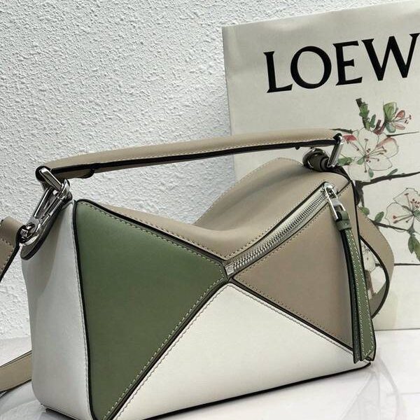 高仿包包批發LOEWEPuzzle small 拼色10172杏/綠blpj13826