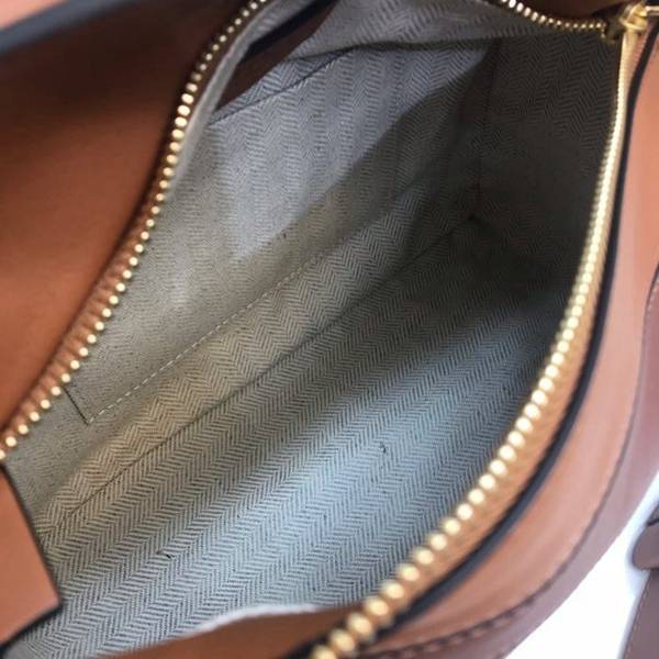 高仿包LOEWE棕拼粉Puzzle 羅意威進口西班牙小牛皮blpj13828 7 高仿包LOEWE棕拼粉Puzzle 羅意威進口西班牙小牛皮blpj13828