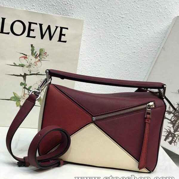 高仿LOEWE酒紅拼白Puzzle 羅意威進口西班牙小牛皮blpj13830