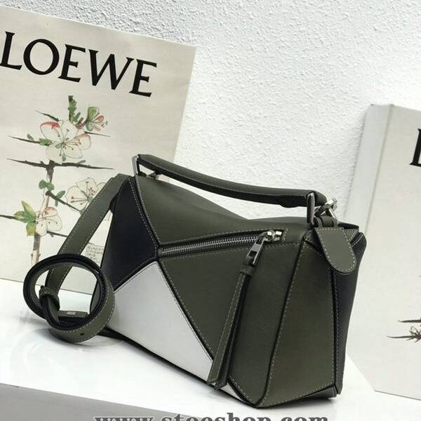 頂級高仿LOEWE墨綠拼白Puzzle 羅意威進口西班牙小牛皮blpj13836