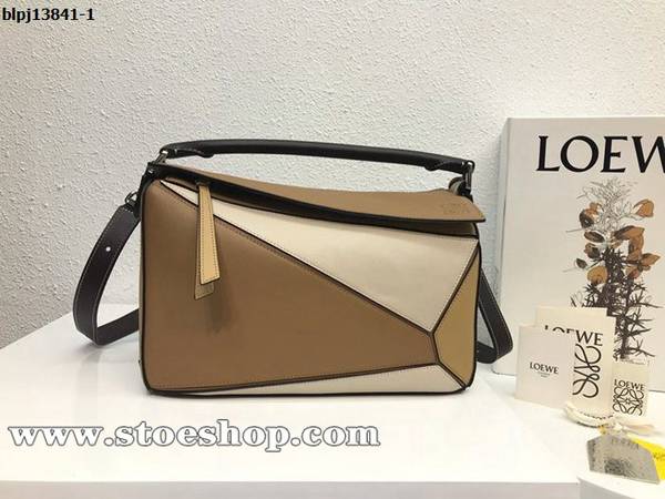 高仿精品批發LOEWE燕麥拼色Puzzle 羅意威進口西班牙小牛皮blpj13841 1 高仿精品批發LOEWE燕麥拼色Puzzle 羅意威進口西班牙小牛皮blpj13841