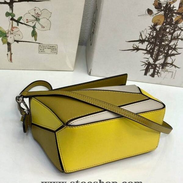 A貨1:1LOEWE黃拼白羅意威全新推出puzzle mini 進口小牛皮 德國進口莎菲線blpj13877 11 A貨1:1LOEWE黃拼白羅意威全新推出puzzle mini 進口小牛皮 德國進口莎菲線blpj13877