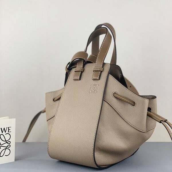 頂級1：1LOEWEhammock小號3046A 沙沙拉繩式開口一級牛皮blpj13901