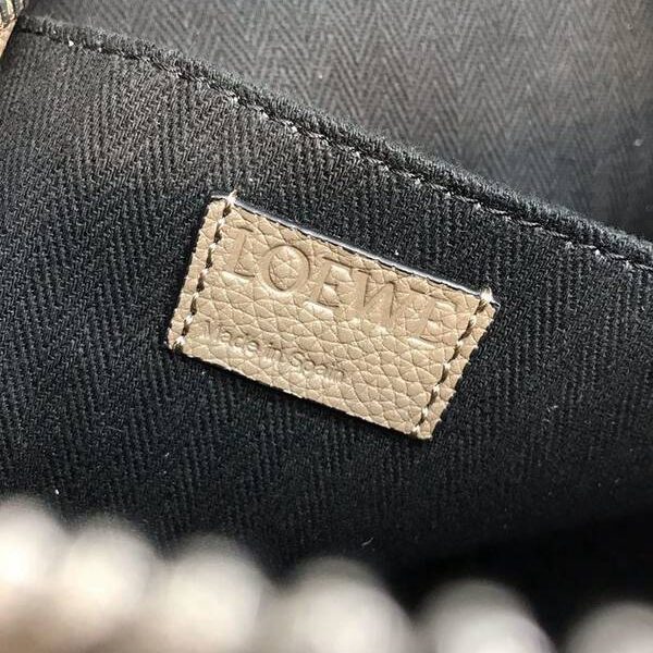 高仿包包批發LOEWE羅意威專櫃新款雙肩包荔枝卡其義大利原裝進口皮blpj13958