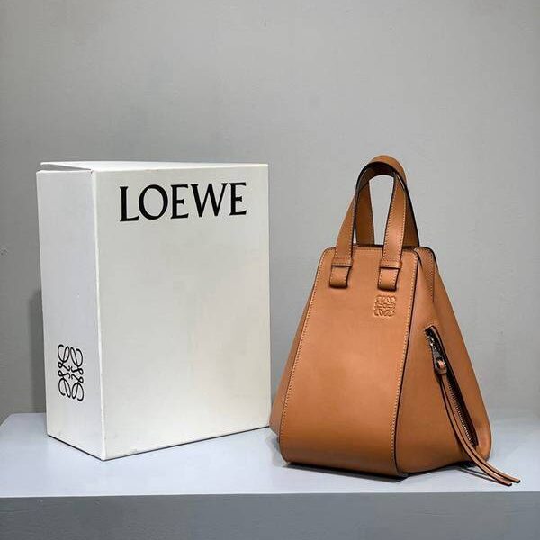 高仿精品LOEWE土黃Hammock bag 吊床包小牛皮blpj13966