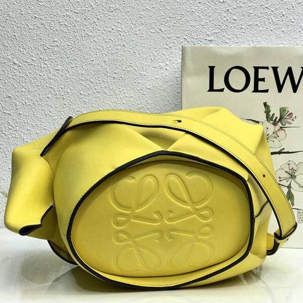奢侈品a貨LOEWE最走秀款大象進囗小牛皮拼接而成blpj14028