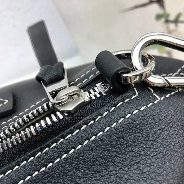 A貨之家LOEWE最走秀款大象進囗小牛皮拼接而成blpj14029