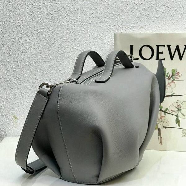 高仿包包LOEWE最走秀款大象進囗小牛皮拼接而成blpj14030