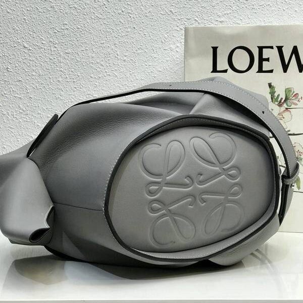 高仿包包LOEWE最走秀款大象進囗小牛皮拼接而成blpj14030