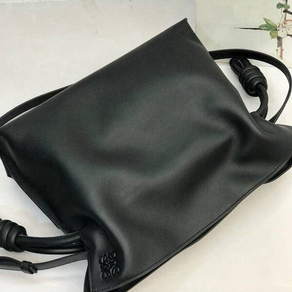 高仿原單LOEWEFlamenco clutch系列福袋小牛皮blpj14088