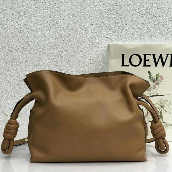 高仿原版LOEWEFlamenco clutch系列福袋小牛皮blpj14089